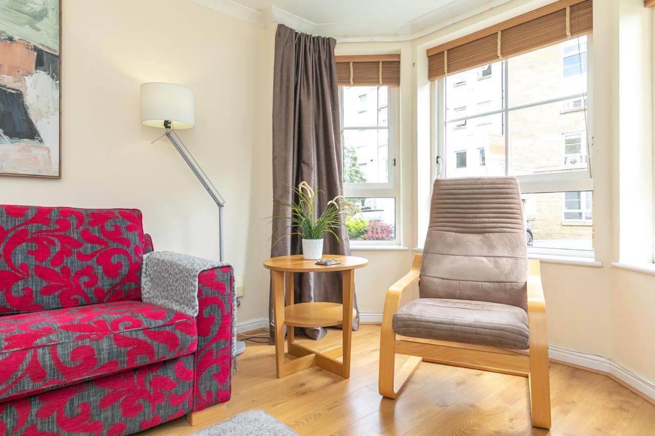 Dicksonfield Quiet Central Family Apartment With Parking Edinburgh Exterior photo